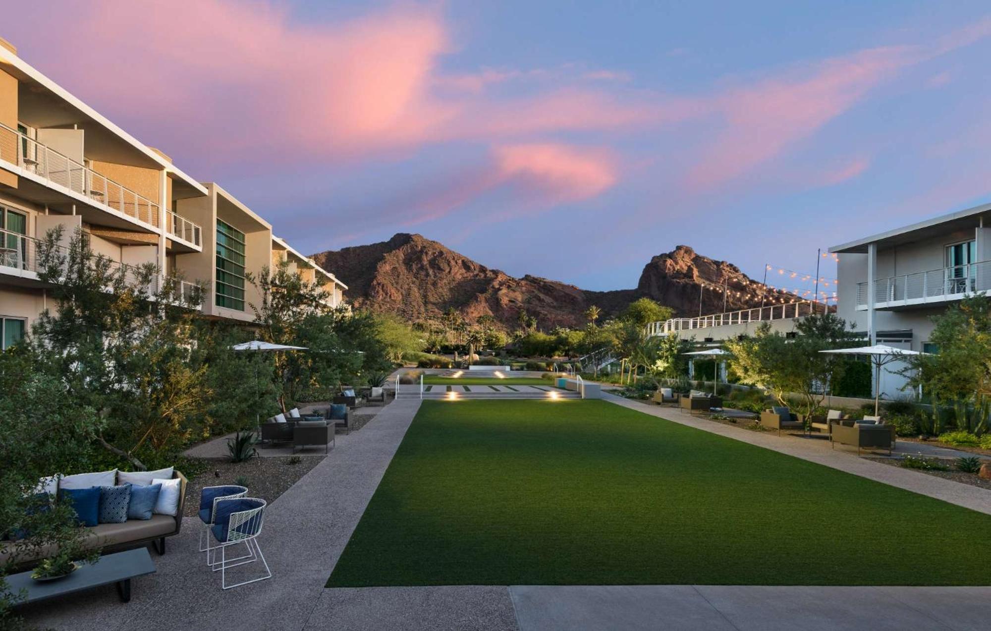 Mountain Shadows Resort Scottsdale Paradise Valley Exterior photo